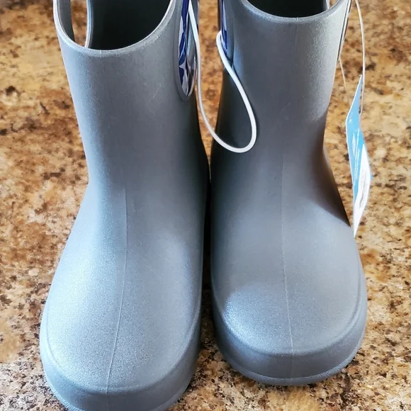 NEW! Toddler Okabashi Rain Boots - Picture 2 of 5